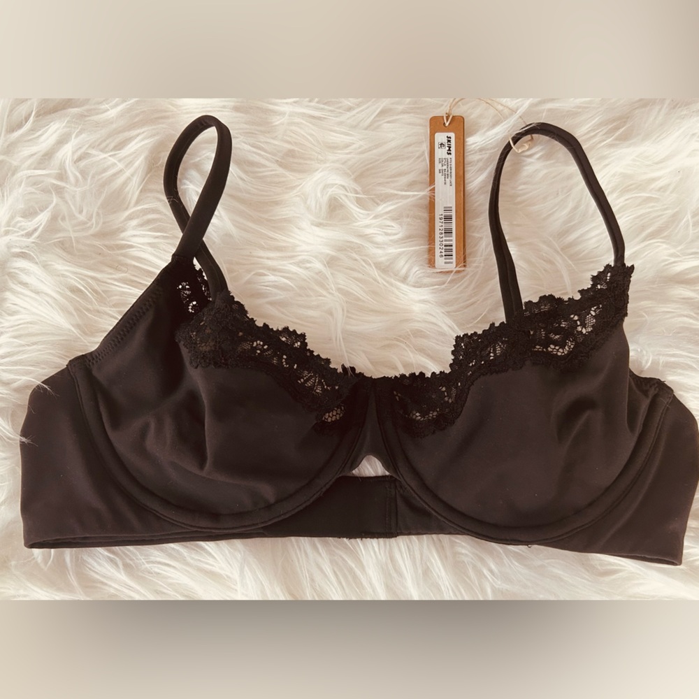 Skims Fits Everybody Lace Underwire Bra